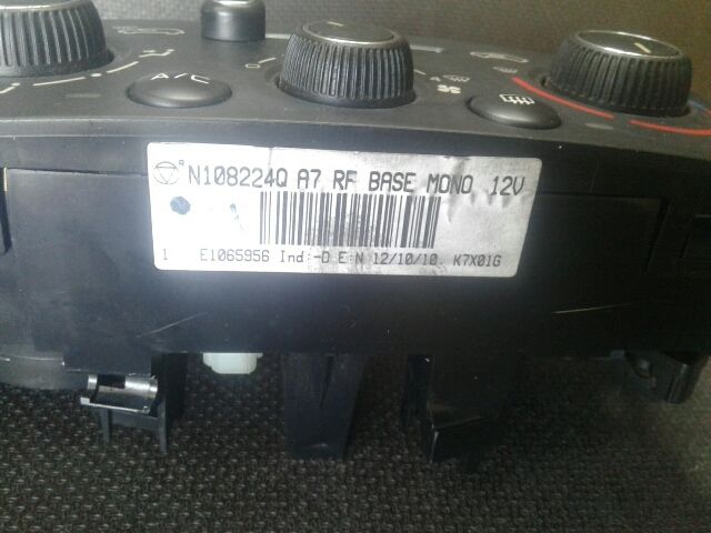 bontott PEUGEOT 207 Fűtéskapcsoló