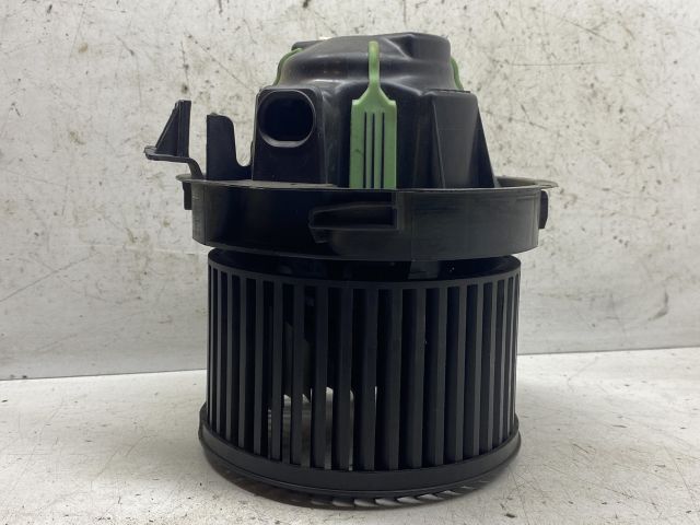 bontott PEUGEOT 207 Fűtőmotor (Klímás)