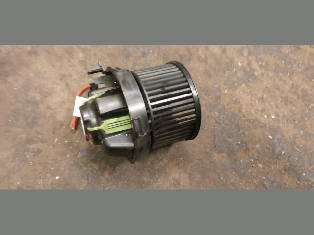 bontott PEUGEOT 207 Fűtőmotor (Klímás)