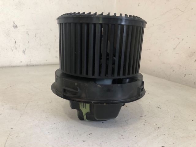 bontott PEUGEOT 207 Fűtőmotor (Klímás)