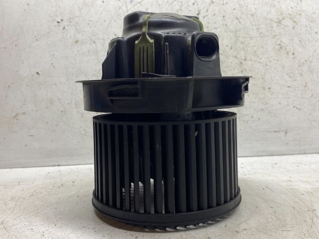 bontott PEUGEOT 207 Fűtőmotor (Klímás)