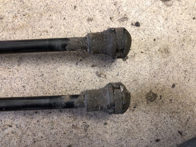 bontott PEUGEOT 207 Gázrugós Kitámasztó Teleszkóp Pár Csomagtérajtó