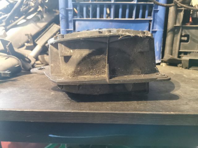 bontott PEUGEOT 207 Hangszóró (Pozíciófüggetlen)