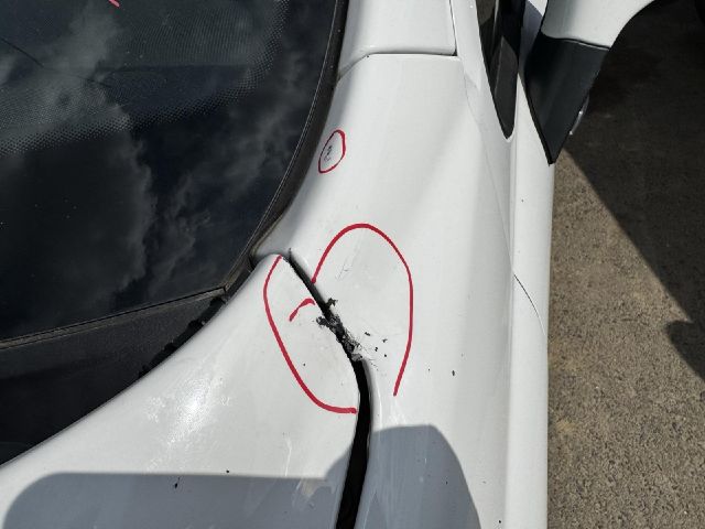 bontott PEUGEOT 207 Hátsó Ablaktörlő Kar