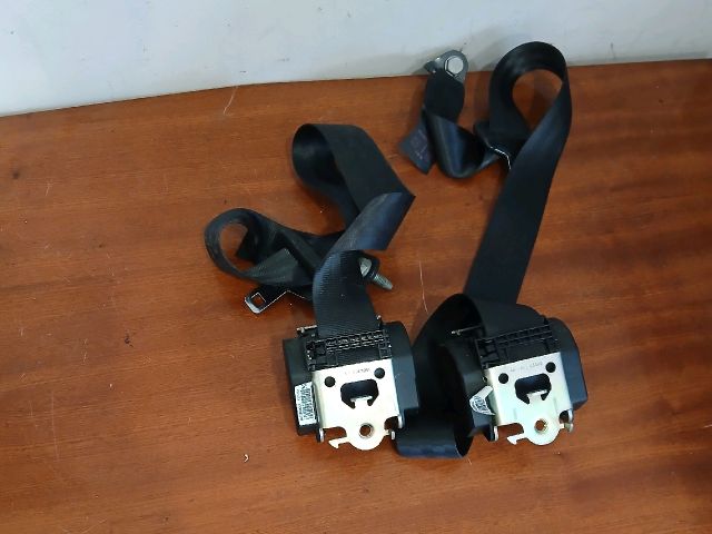 bontott PEUGEOT 207 Hátsó Biztonsági Öv Szett