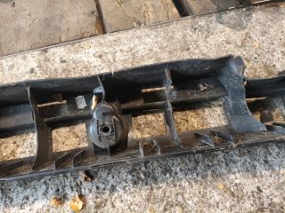 bontott PEUGEOT 207 Hátsó középső Lökhárító Tartó (Műanyag)