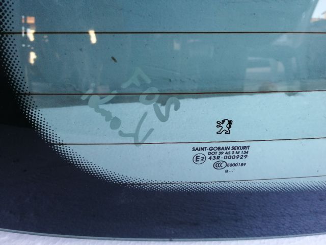 bontott PEUGEOT 207 Hátsó Szélvédő
