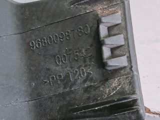 bontott PEUGEOT 207 Hűtőrács