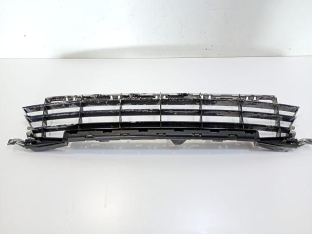 bontott PEUGEOT 207 Hűtőrács