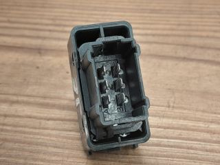 bontott PEUGEOT 207 Jobb első Ablakemelő Kapcsoló