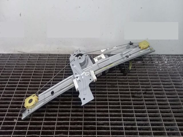 bontott PEUGEOT 207 Jobb első Ablakemelő Szerkezet (Elektromos)