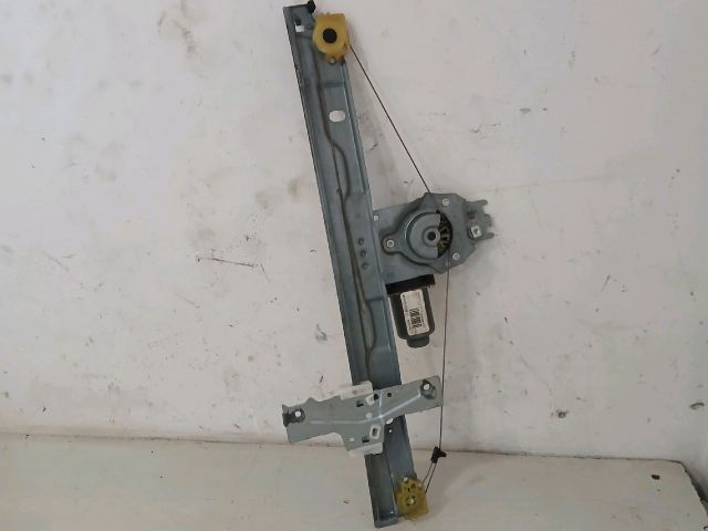 bontott PEUGEOT 207 Jobb első Ablakemelő Szerkezet (Elektromos)