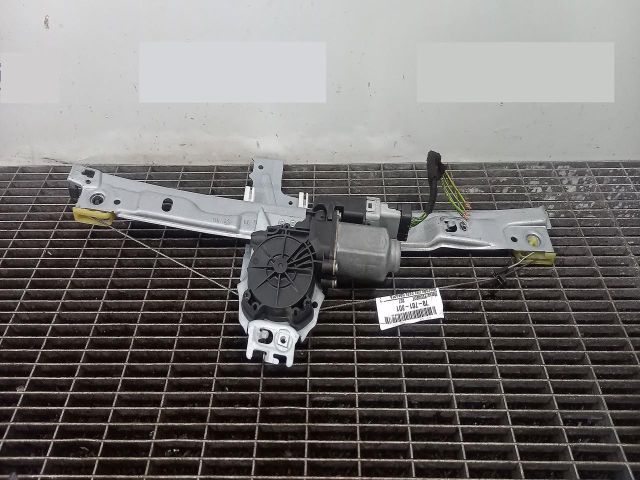 bontott PEUGEOT 207 Jobb első Ablakemelő Szerkezet (Elektromos)