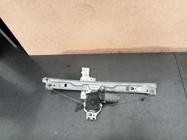 bontott PEUGEOT 207 Jobb első Ablakemelő Szerkezet (Elektromos)