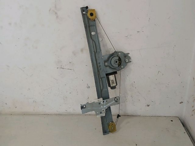 bontott PEUGEOT 207 Jobb első Ablakemelő Szerkezet (Elektromos)