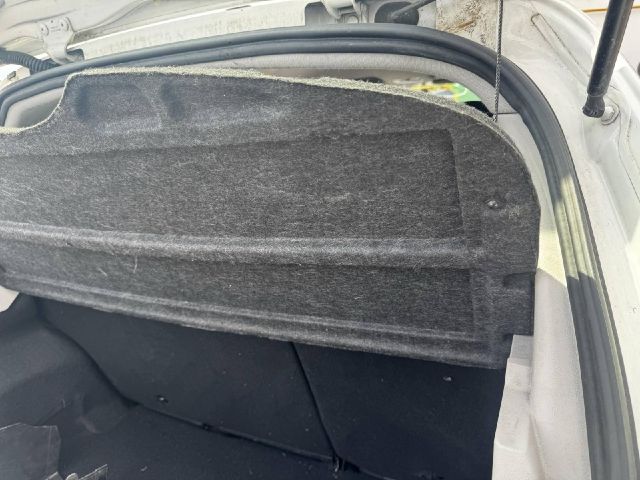 bontott PEUGEOT 207 Jobb első Ajtó Kárpit