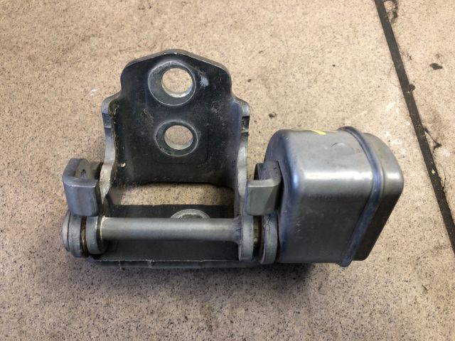 bontott PEUGEOT 207 Jobb első Ajtóhatároló