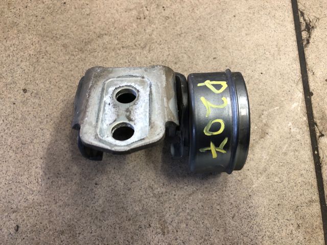 bontott PEUGEOT 207 Jobb első Ajtóhatároló