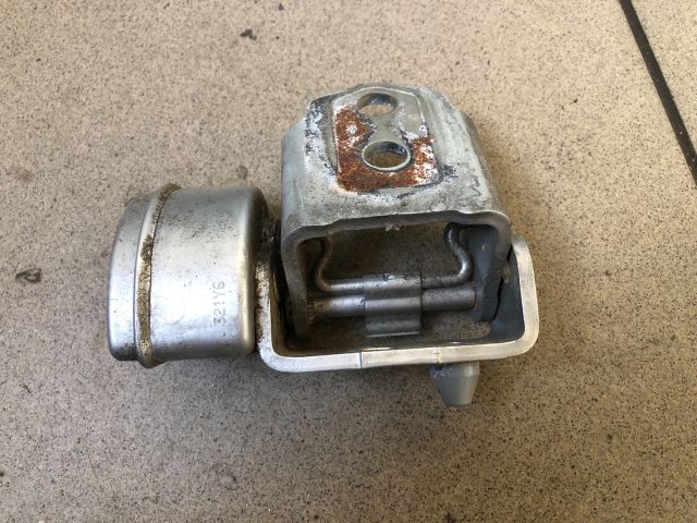 bontott PEUGEOT 207 Jobb első Ajtóhatároló