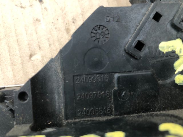 bontott PEUGEOT 207 Jobb első Ajtózár