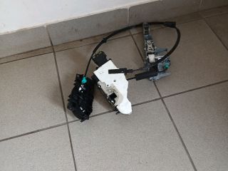 bontott PEUGEOT 207 Jobb első Ajtózár