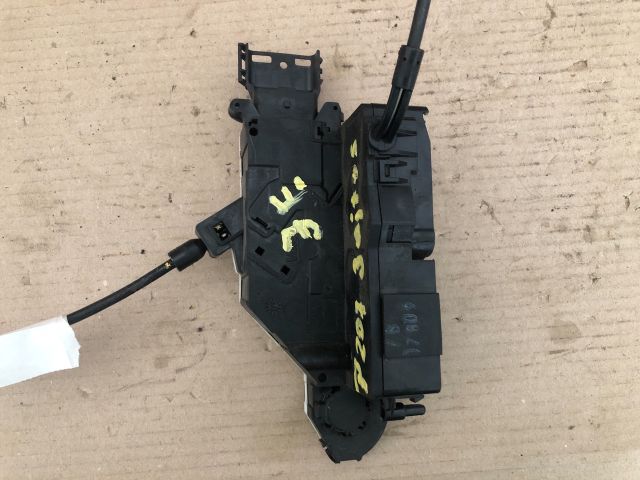 bontott PEUGEOT 207 Jobb első Ajtózár