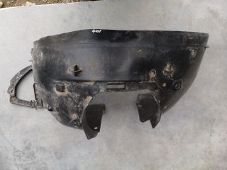 bontott PEUGEOT 207 Jobb első Dobbetét (Kerékjárati, Műanyag)