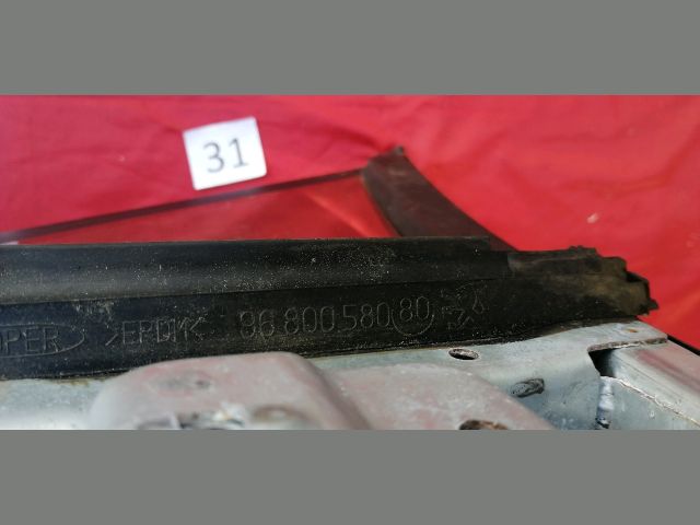 bontott PEUGEOT 207 Jobb első Fixüveg (Ajtóban)