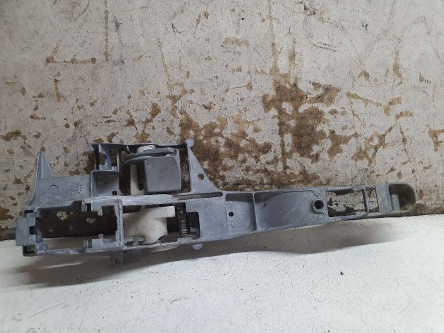 bontott PEUGEOT 207 Jobb első Külső Kilincsfészek