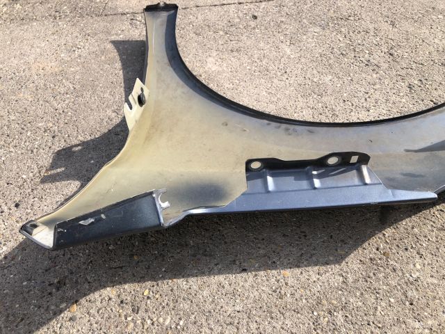 bontott PEUGEOT 207 Jobb első Sárvédő