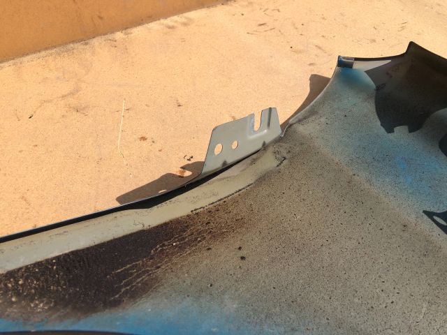 bontott PEUGEOT 207 Jobb első Sárvédő