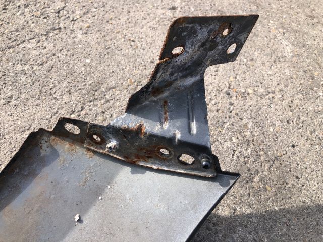 bontott PEUGEOT 207 Jobb első Sárvédő