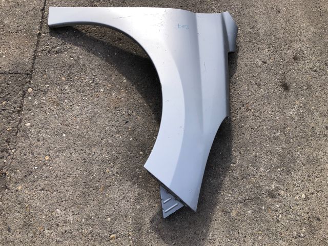 bontott PEUGEOT 207 Jobb első Sárvédő