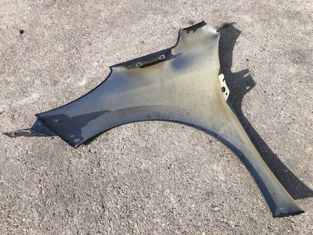 bontott PEUGEOT 207 Jobb első Sárvédő