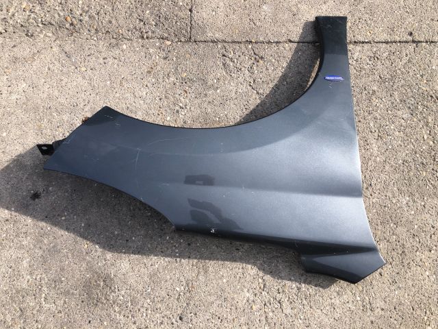 bontott PEUGEOT 207 Jobb első Sárvédő