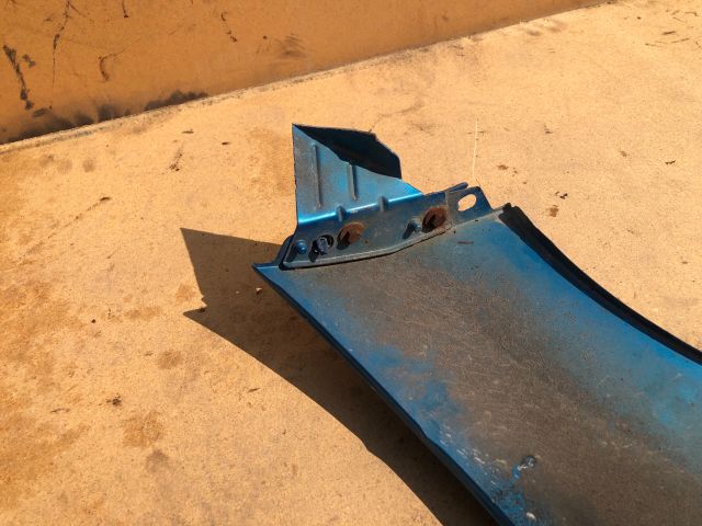 bontott PEUGEOT 207 Jobb első Sárvédő