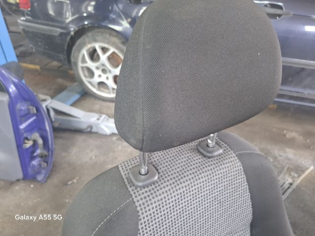 bontott PEUGEOT 207 Jobb első Ülés