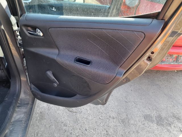 bontott PEUGEOT 207 Jobb első Ülés