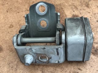 bontott PEUGEOT 207 Jobb első Zsanér