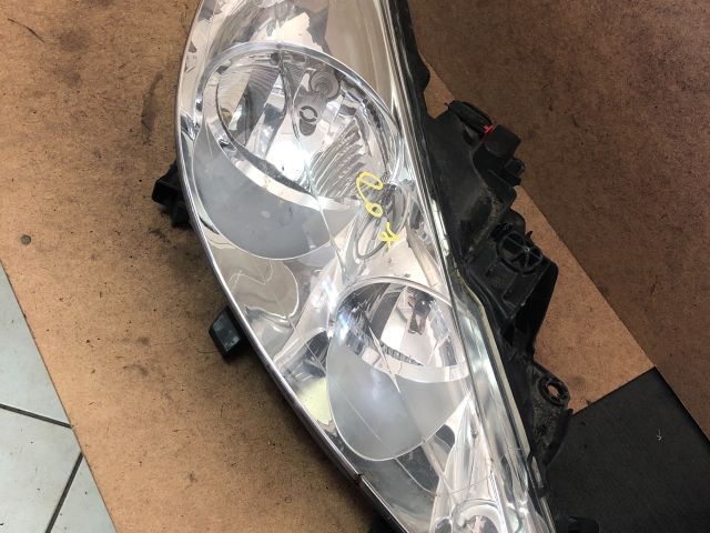 bontott PEUGEOT 207 Jobb Fényszóró