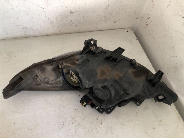 bontott PEUGEOT 207 Jobb Fényszóró