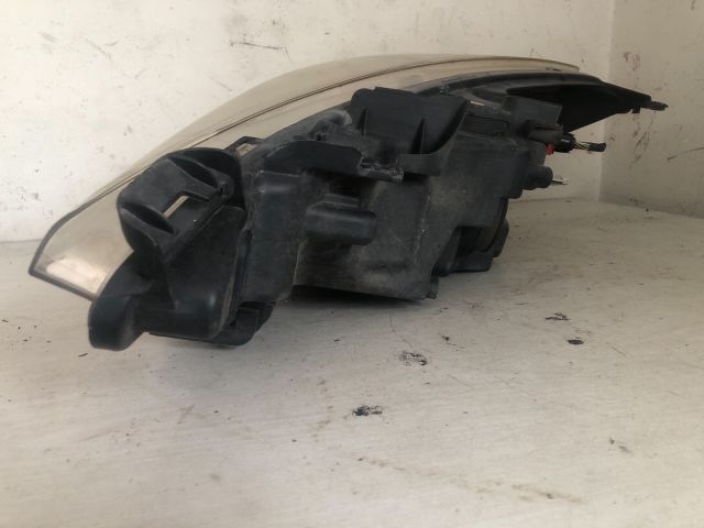 bontott PEUGEOT 207 Jobb Fényszóró