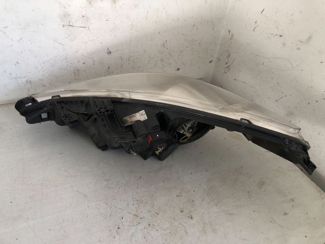 bontott PEUGEOT 207 Jobb Fényszóró