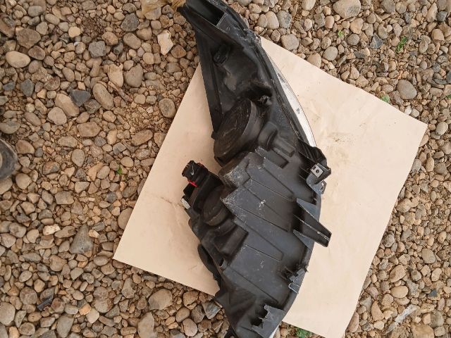 bontott PEUGEOT 207 Jobb Fényszóró