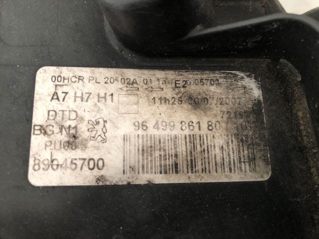 bontott PEUGEOT 207 Jobb Fényszóró