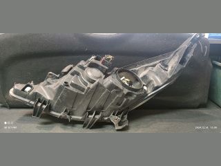 bontott PEUGEOT 207 Jobb Fényszóró