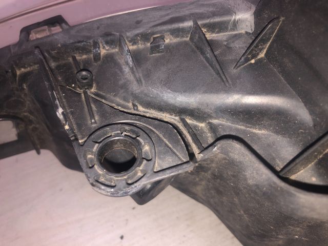 bontott PEUGEOT 207 Jobb Fényszóró