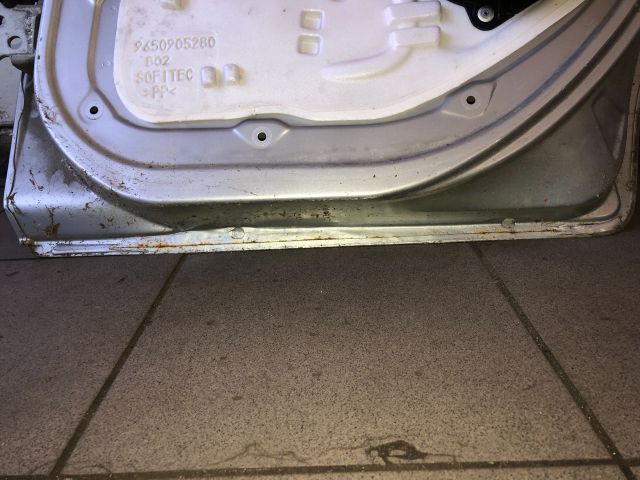 bontott PEUGEOT 207 Jobb hátsó Ajtó (Üres lemez)