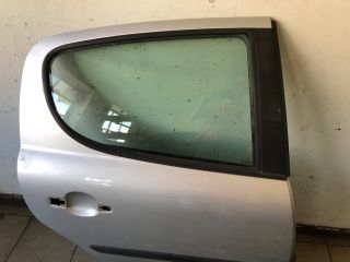 bontott PEUGEOT 207 Jobb hátsó Ajtó (Üres lemez)