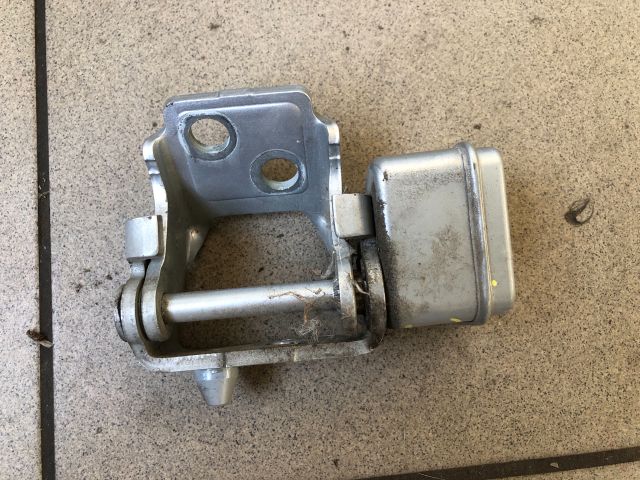 bontott PEUGEOT 207 Jobb hátsó Ajtóhatároló